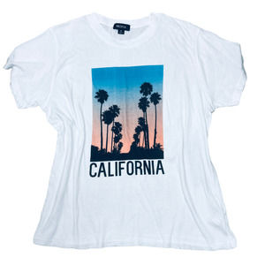 NWT WILDFOX T-Shirt California Palm Trees Sunrise Size Medium